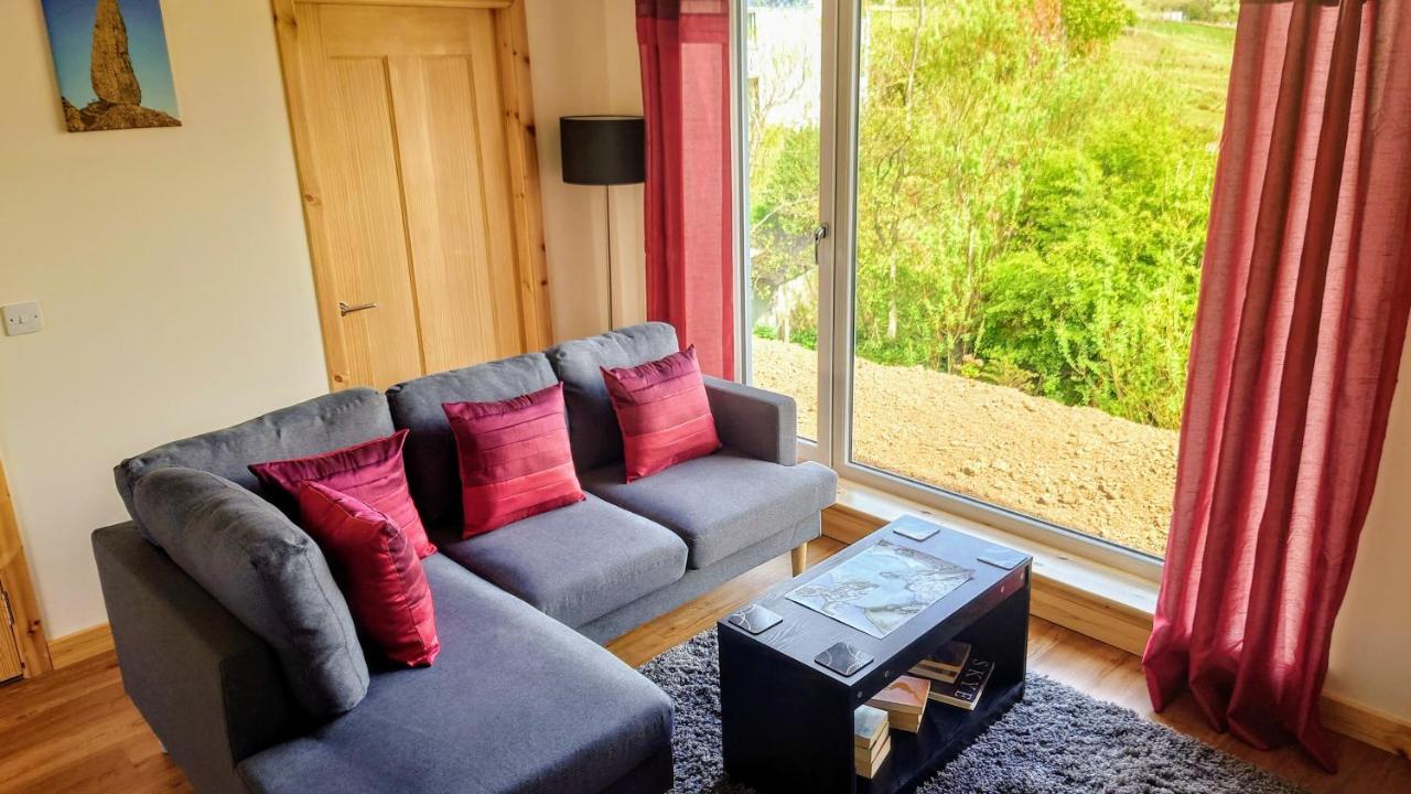Uig Chalets Idrigill Hill Chalet ภายนอก รูปภาพ