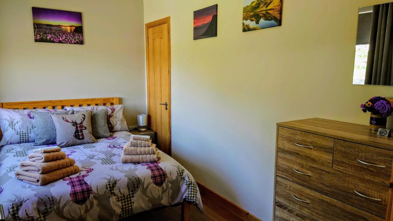 Uig Chalets Idrigill Hill Chalet ภายนอก รูปภาพ